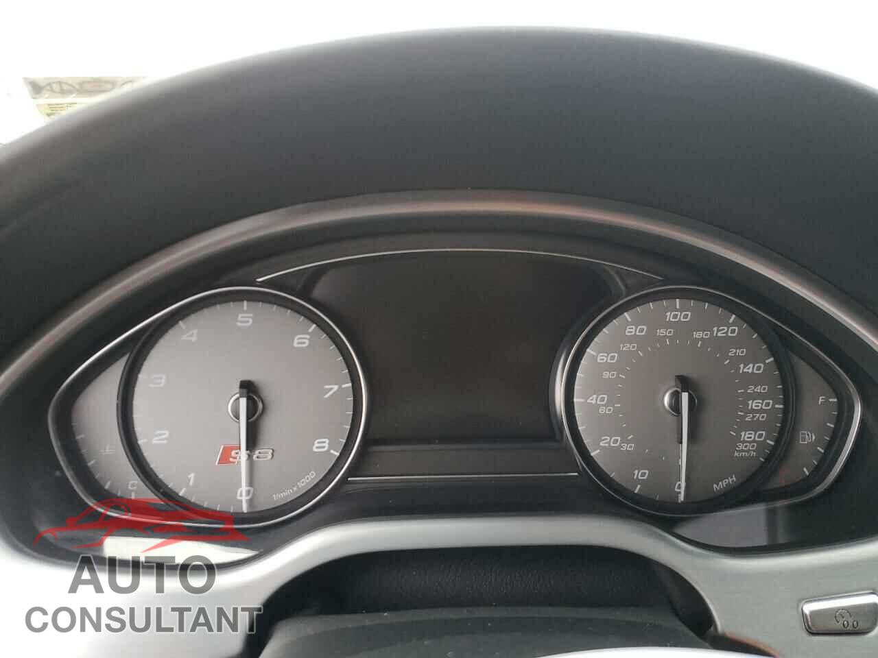 AUDI S8 2015 - WAUK2AFD2FN021685