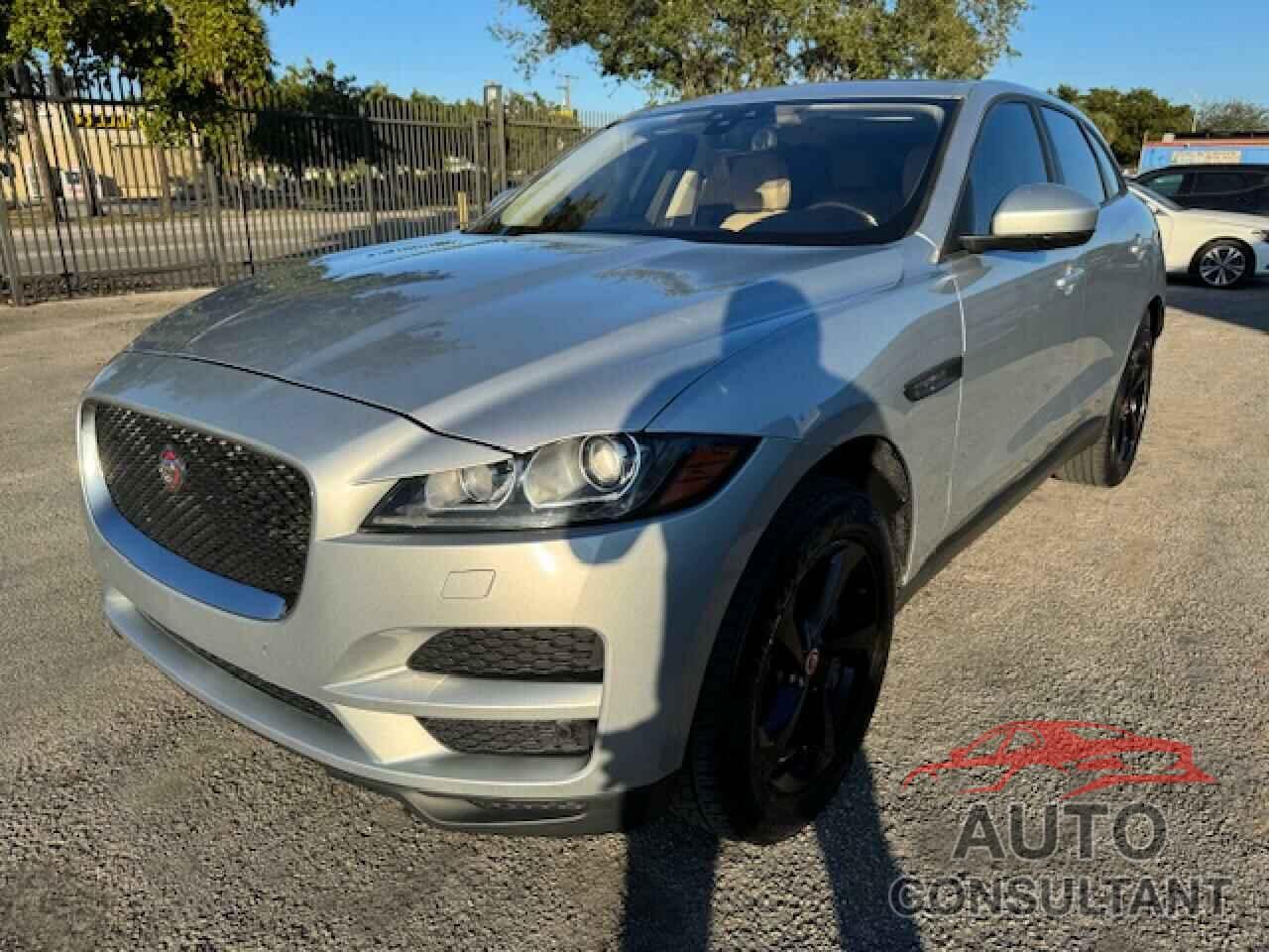 JAGUAR F-PACE 2017 - SADCJ2BV6HA075925