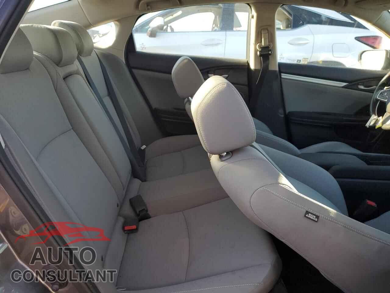 HONDA CIVIC 2017 - 19XFC2F74HE070699