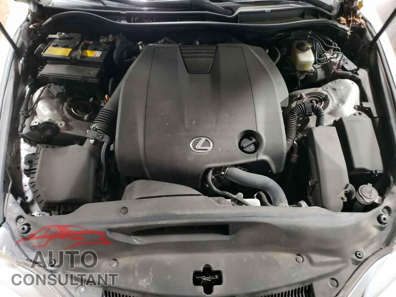 LEXUS IS 2015 - JTHCF1D25F5023619