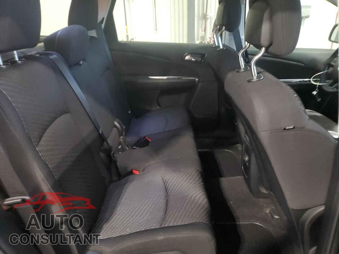 DODGE JOURNEY 2012 - 3C4PDCBG4CT256776