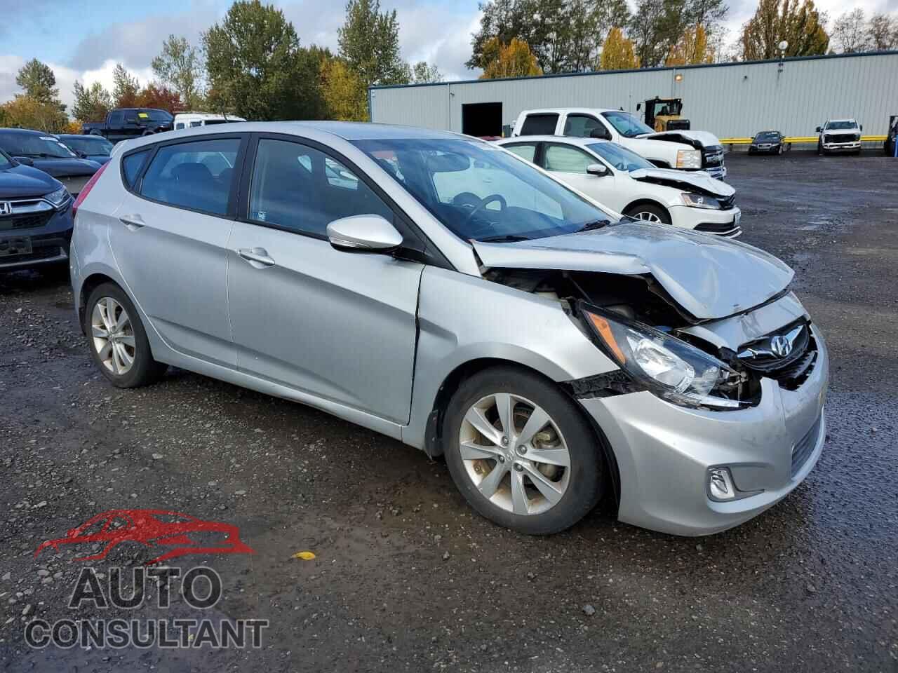 HYUNDAI ACCENT 2013 - KMHCU5AE7DU088046
