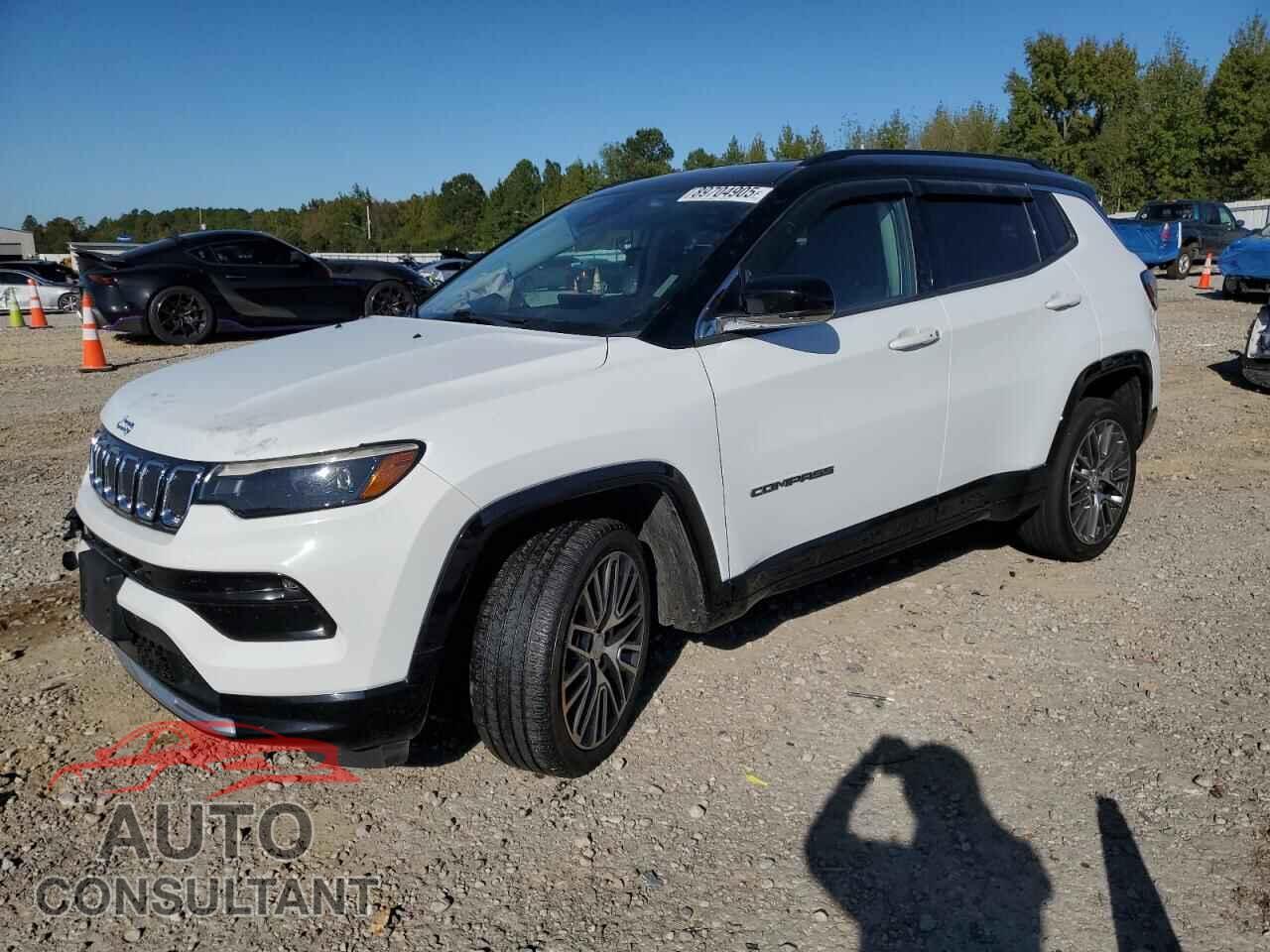 JEEP COMPASS 2022 - 3C4NJDCB9NT118596