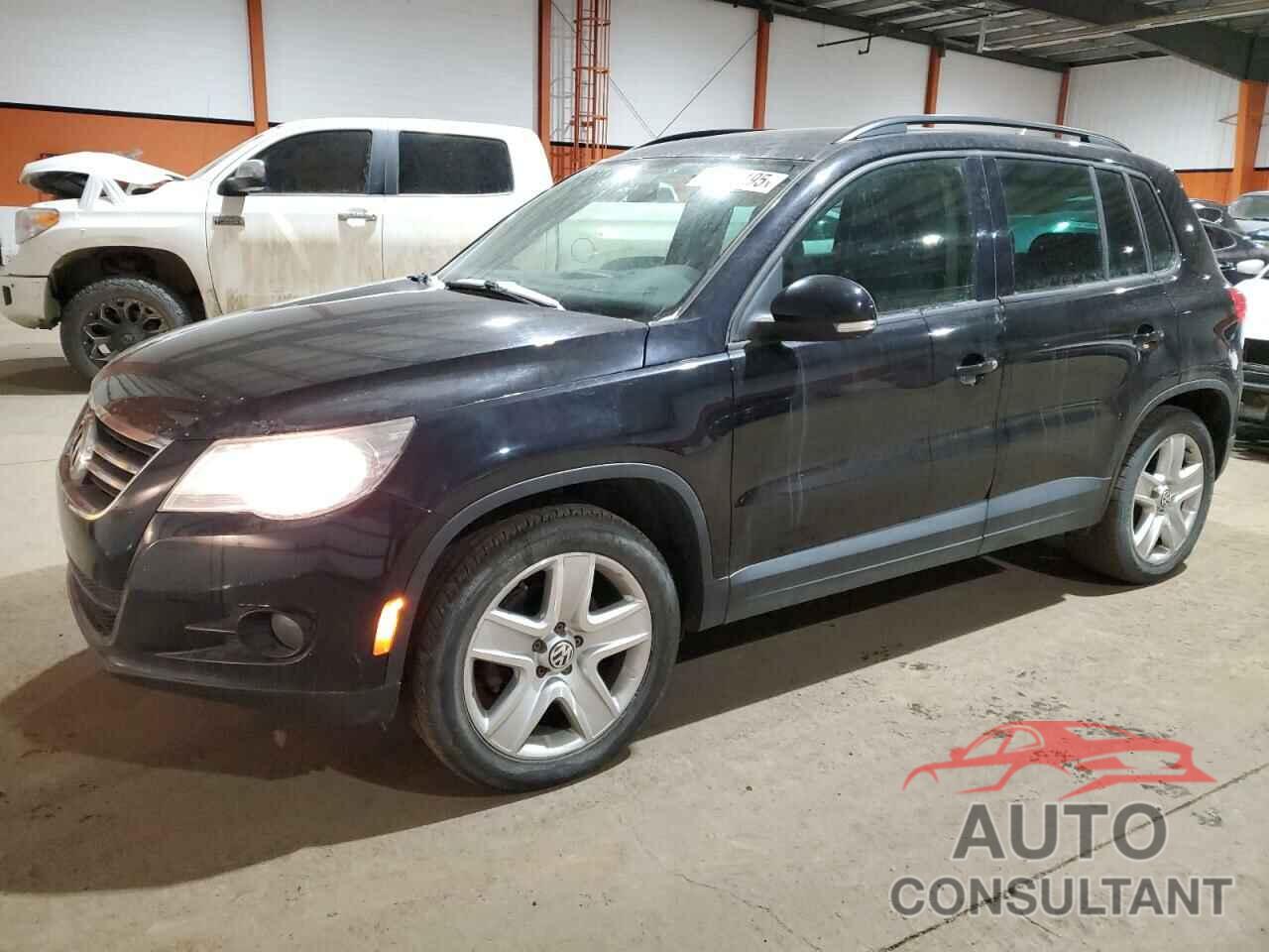 VOLKSWAGEN TIGUAN 2010 - WVGBV7AX5AW536807