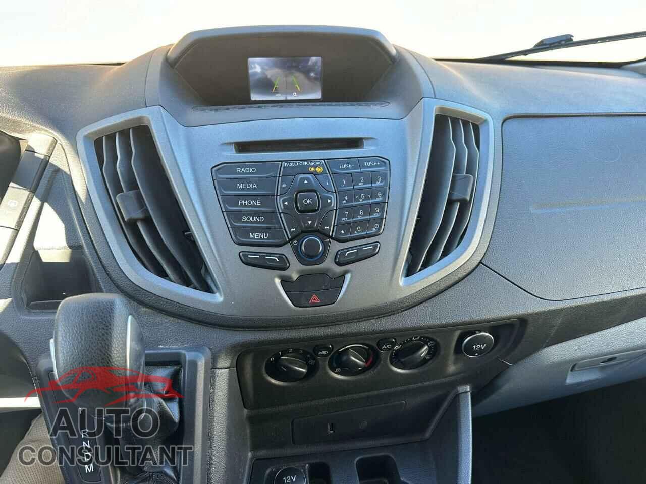 FORD TRANSIT 2019 - 1FTYR2CM9KKA13015