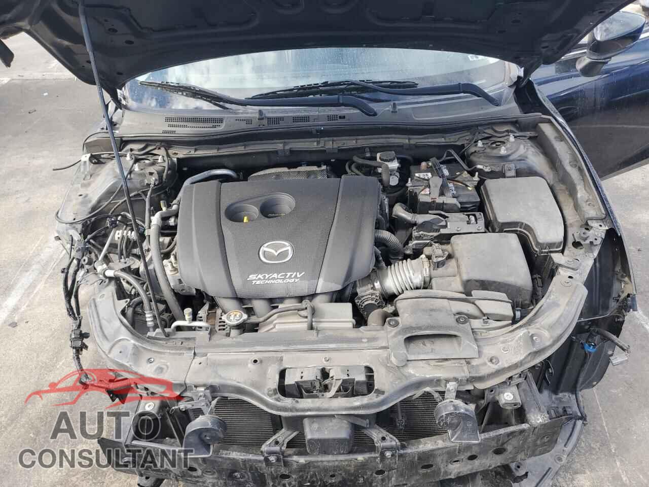 MAZDA 3 2017 - 3MZBN1V78HM122357