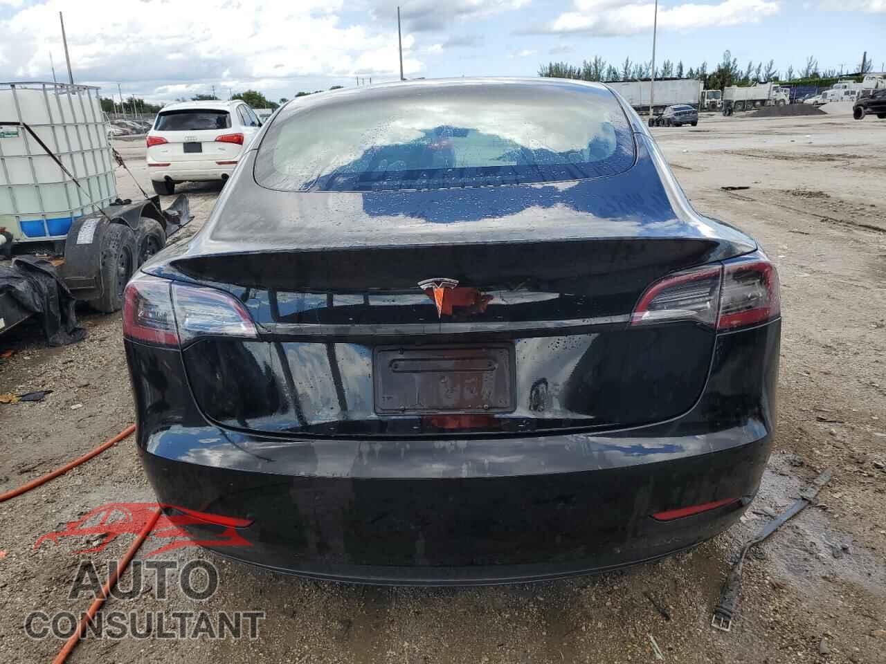 TESLA MODEL 3 2023 - 5YJ3E1EA6PF456702