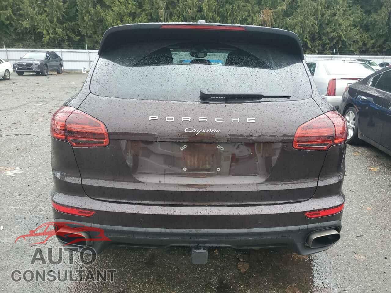 PORSCHE CAYENNE 2016 - WP1AA2A2XGKA11422