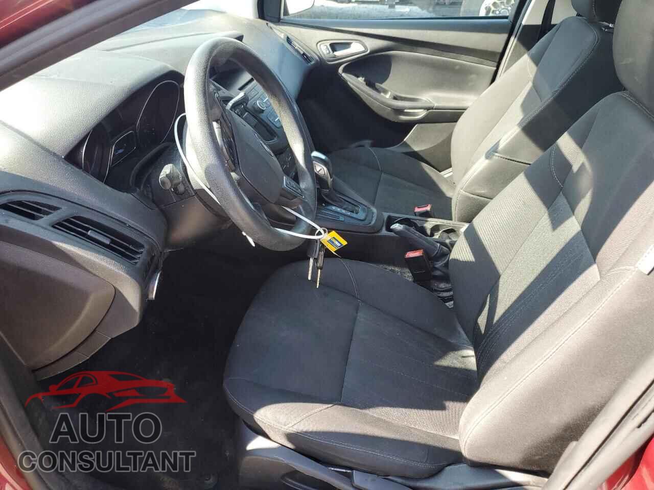 FORD FOCUS 2016 - 1FADP3F23GL305367