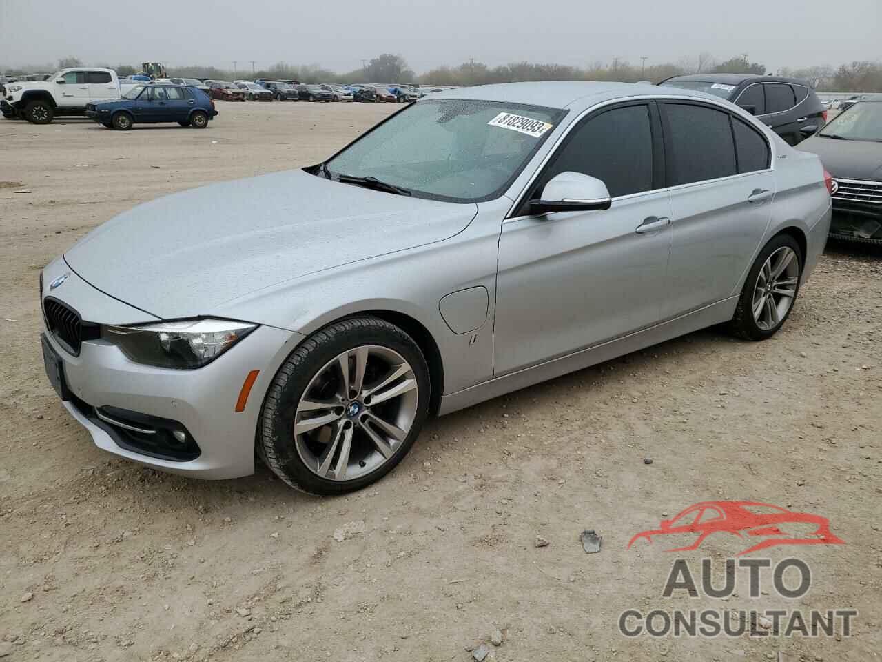 BMW 3 SERIES 2017 - WBA8E1C34HA156738