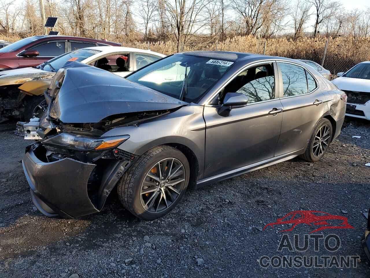 TOYOTA CAMRY 2021 - 4T1G11AK9MU512027