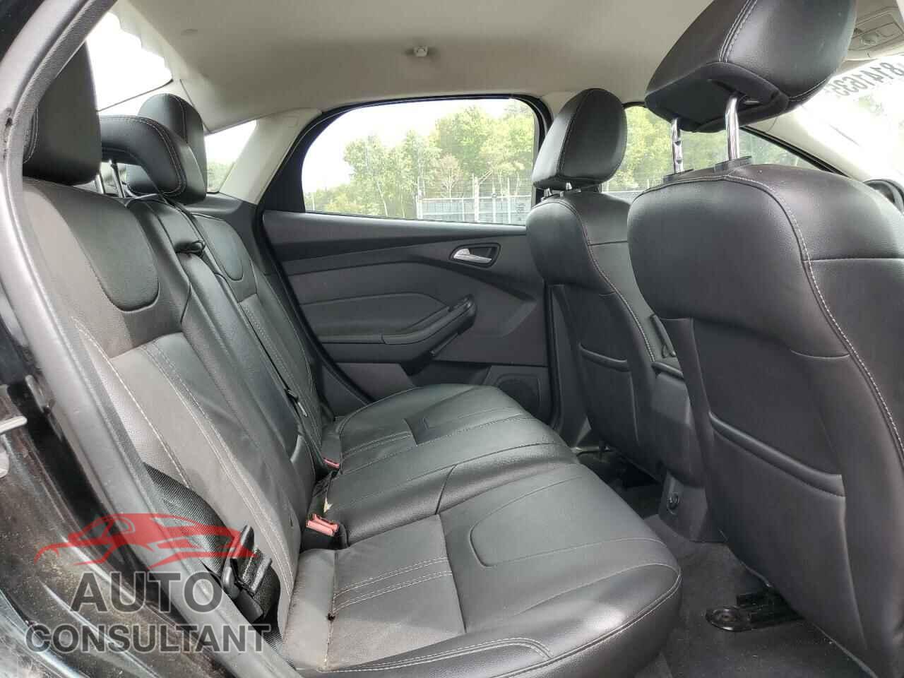 FORD FOCUS 2014 - 1FADP3F23EL228383