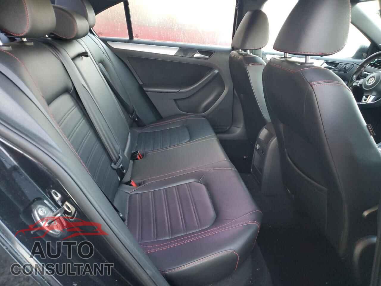 VOLKSWAGEN JETTA 2013 - 3VW4A7AJ5DM208552
