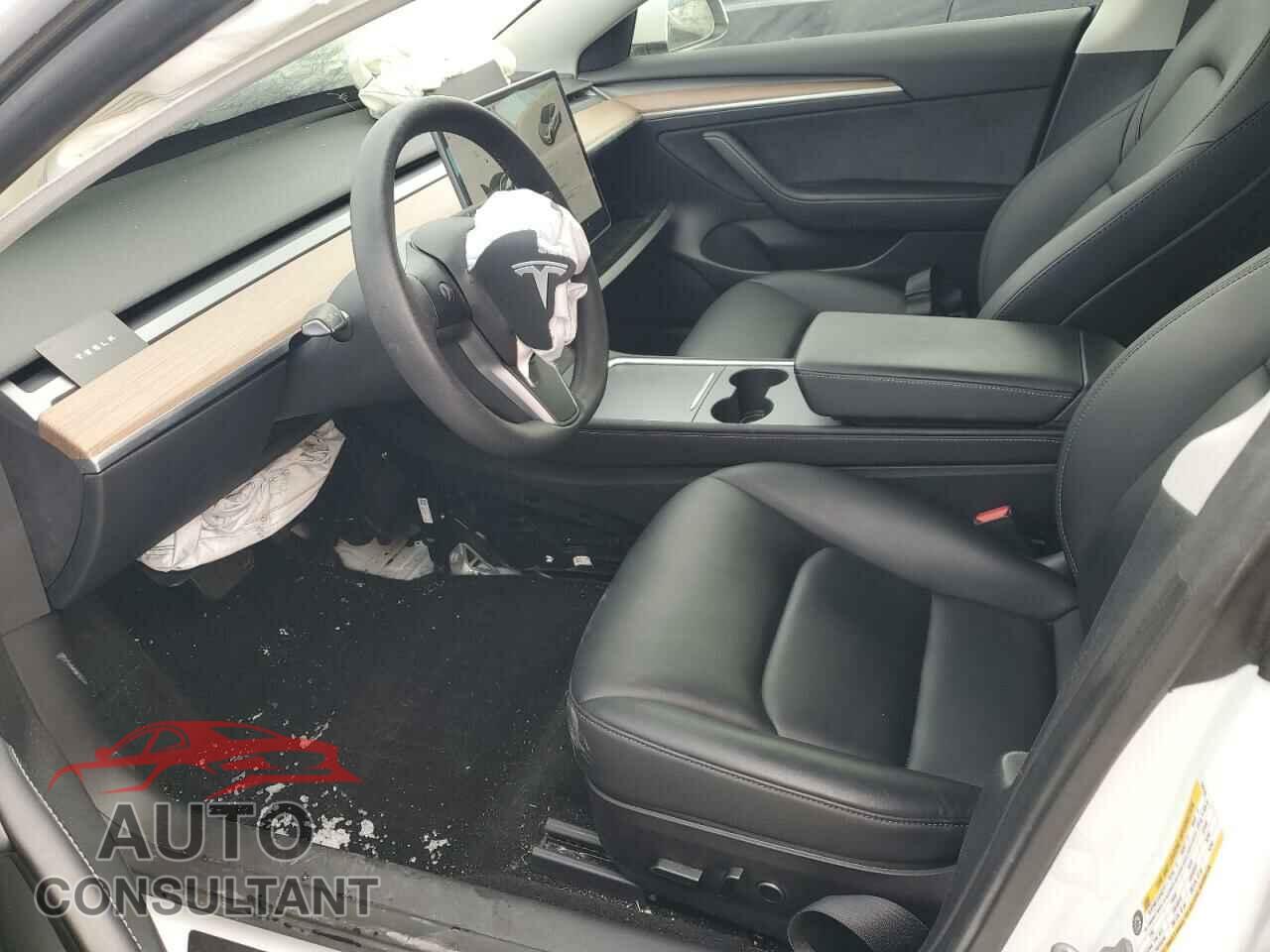 TESLA MODEL 3 2022 - 5YJ3E1EB8NF129143