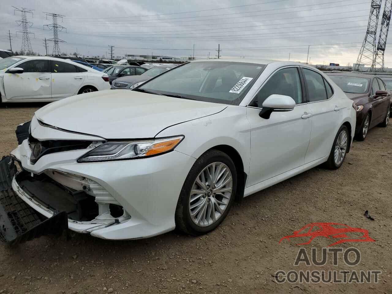 TOYOTA CAMRY 2019 - 4T1B11HK2KU753926