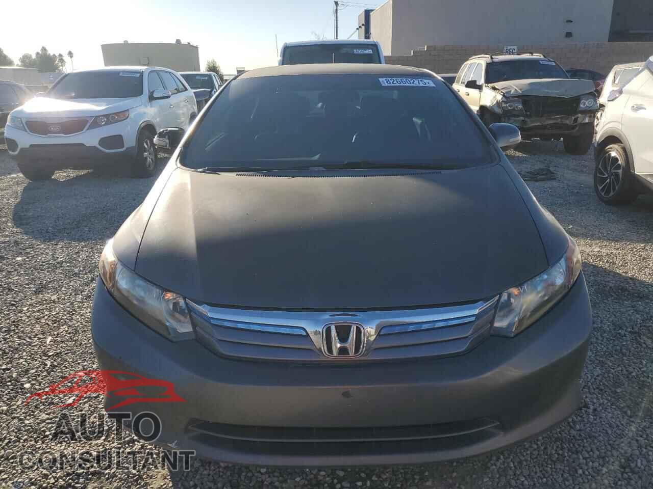 HONDA CIVIC 2012 - JHMFB4F32CS008220