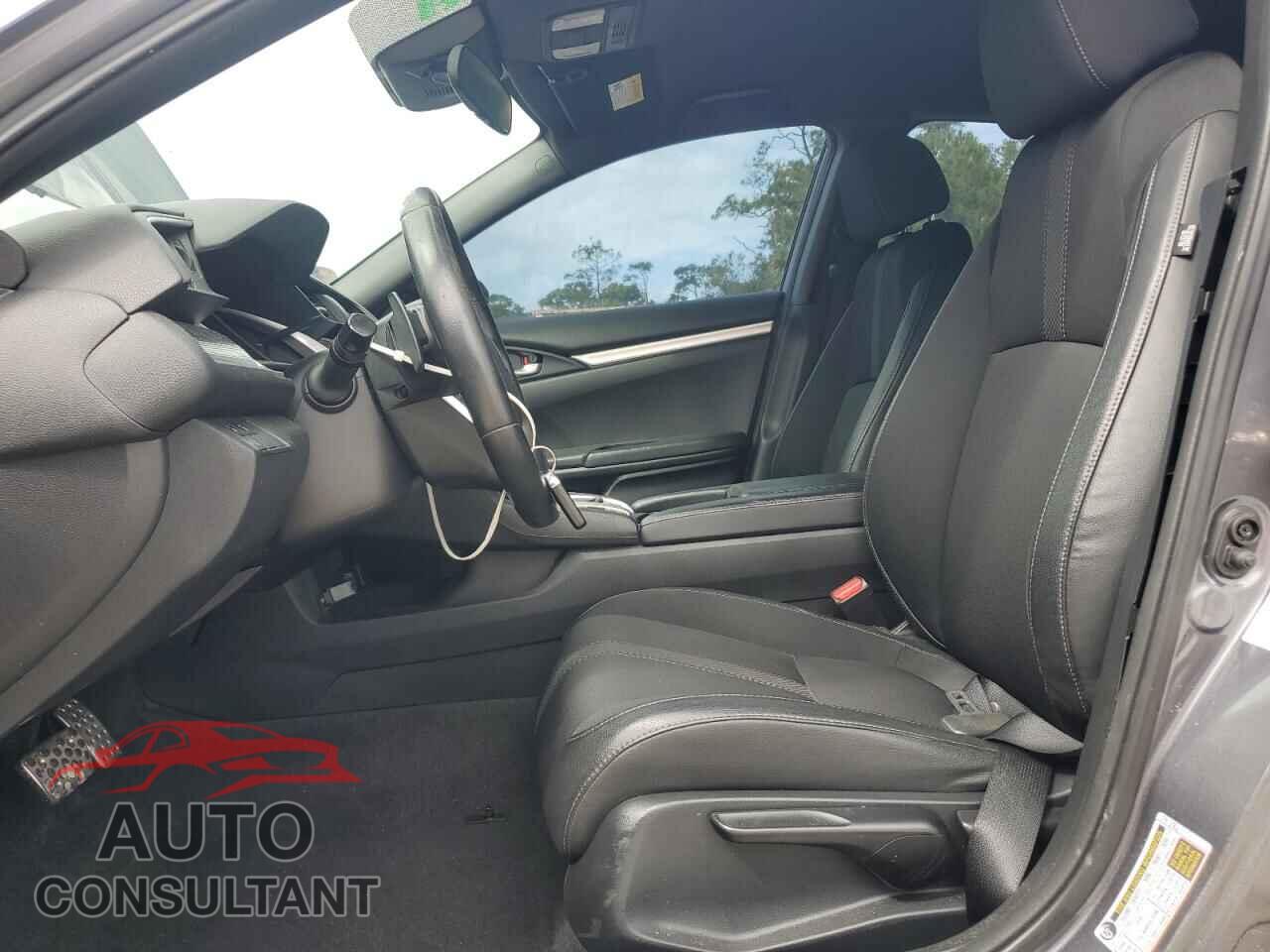 HONDA CIVIC 2019 - 2HGFC2F80KH595667