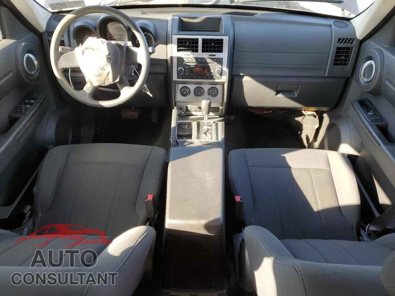 DODGE NITRO 2011 - 1D4PU2GK5BW511535