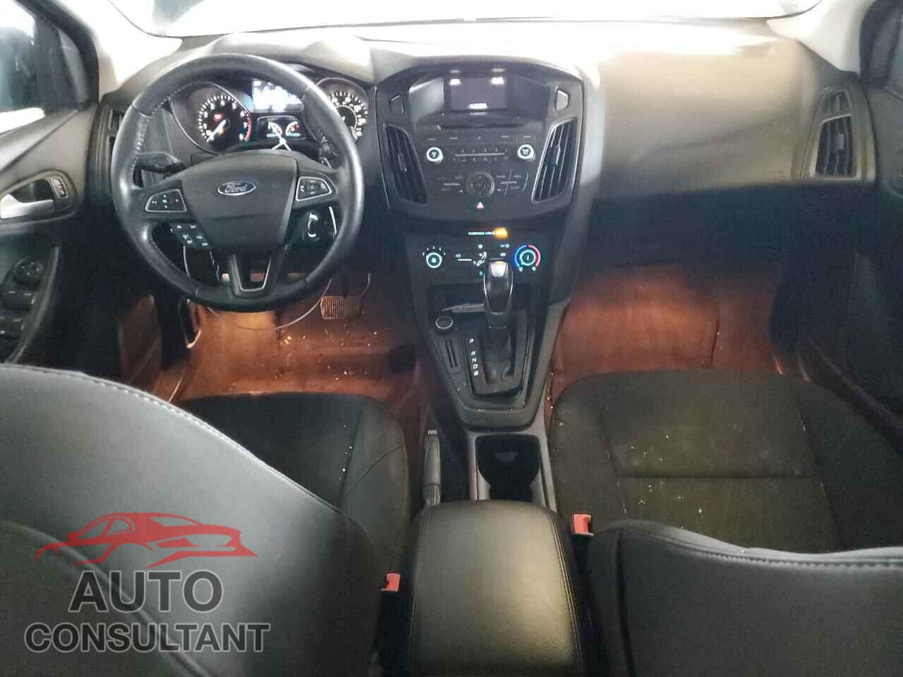 FORD FOCUS 2016 - 1FADP3F26GL258657