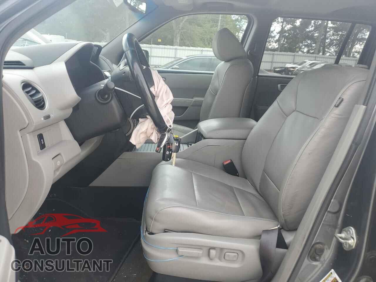 HONDA PILOT 2013 - 5FNYF4H54DB068737