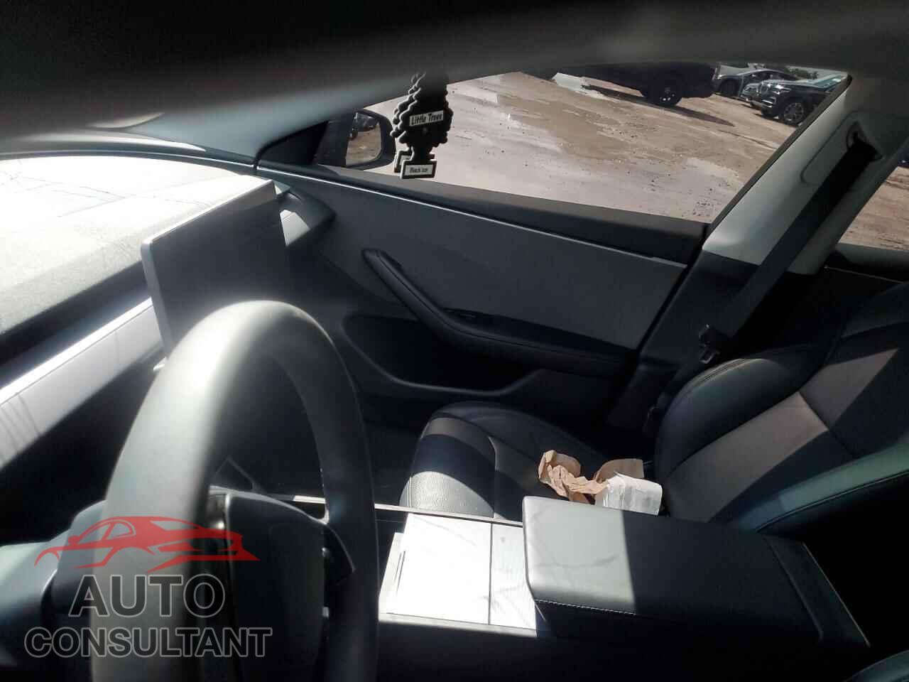 TESLA MODEL 3 2024 - 5YJ3E1EA7RF868372