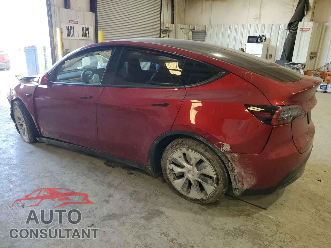 TESLA MODEL Y 2024 - 7SAYGDEEXRF043367