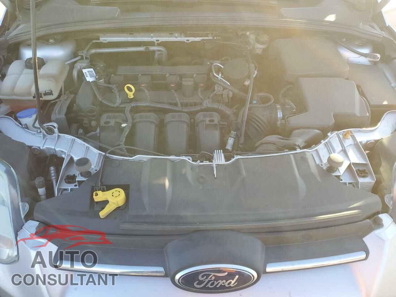 FORD FOCUS 2014 - 1FADP3F27EL417294