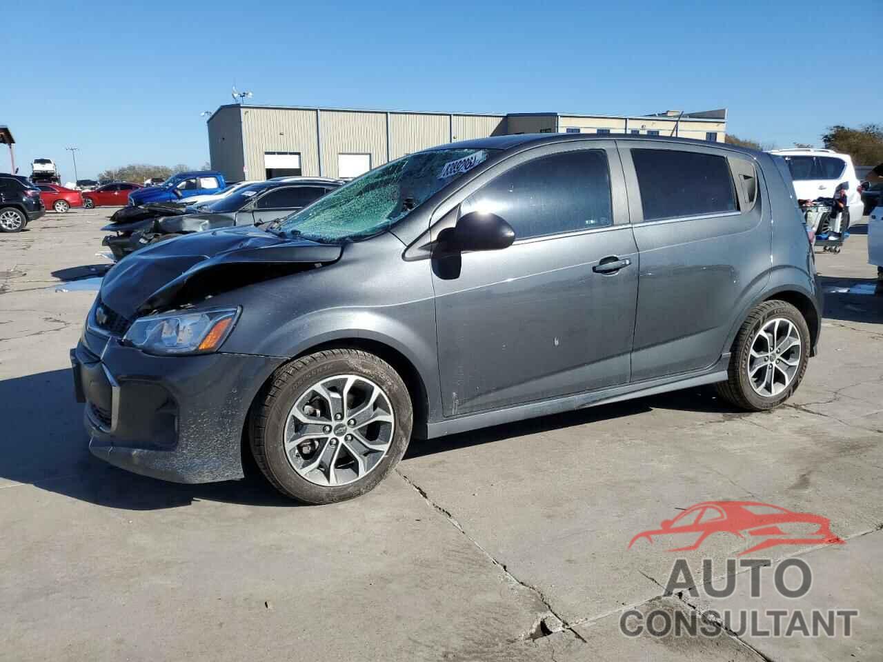CHEVROLET SONIC 2019 - 1G1JD6SB9K4108213