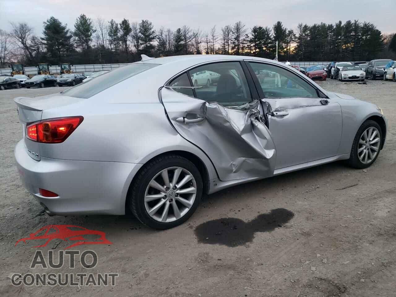 LEXUS IS 2010 - JTHCF5C2XA2033727