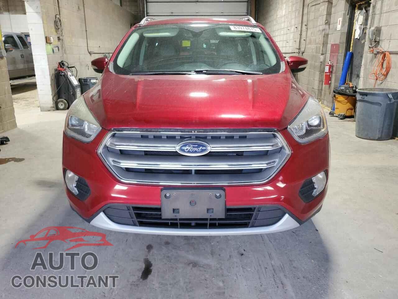 FORD ESCAPE 2017 - 1FMCU9JD3HUC13970
