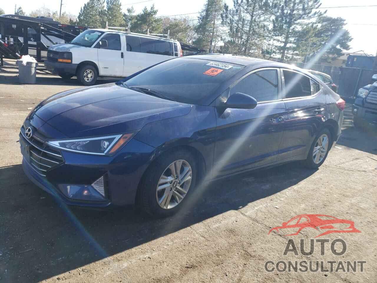 HYUNDAI ELANTRA 2019 - 5NPD84LF4KH469115