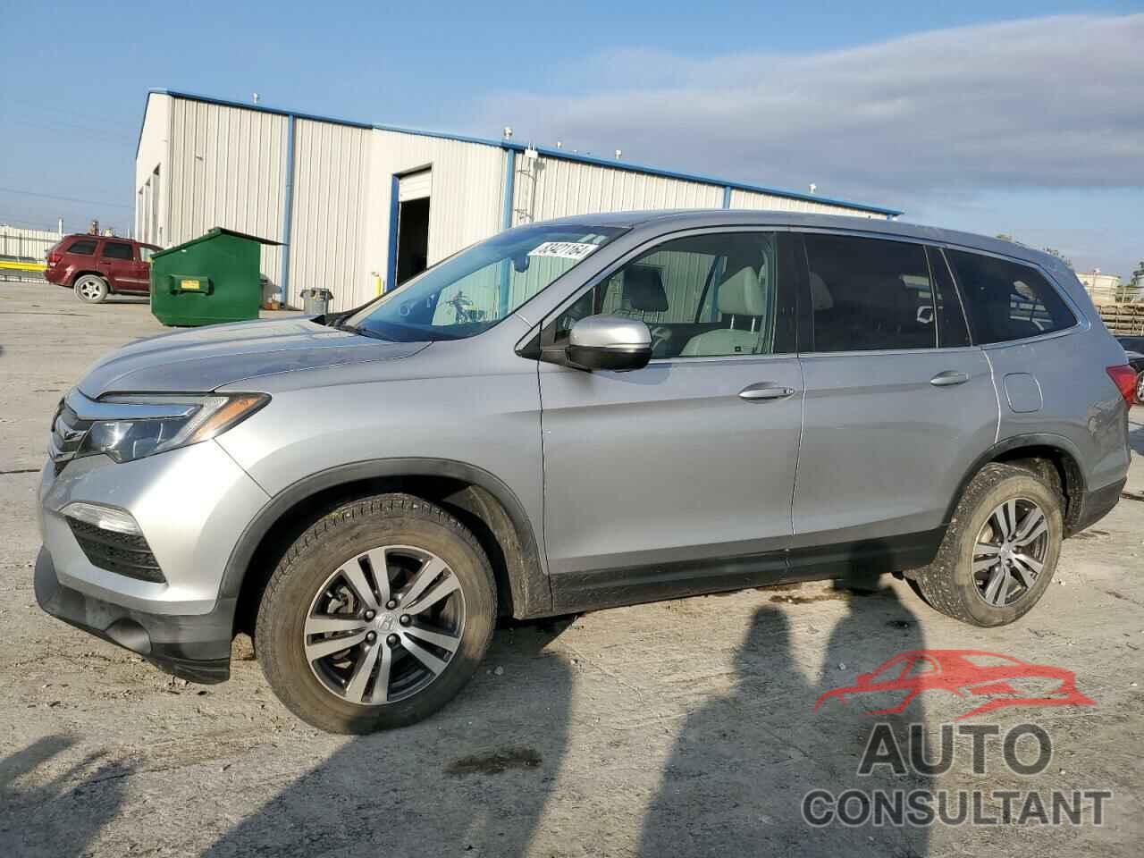 HONDA PILOT 2017 - 5FNYF6H56HB028452