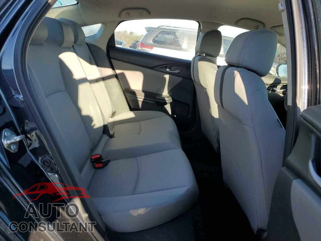 HONDA CIVIC 2017 - 19XFC2F58HE037882