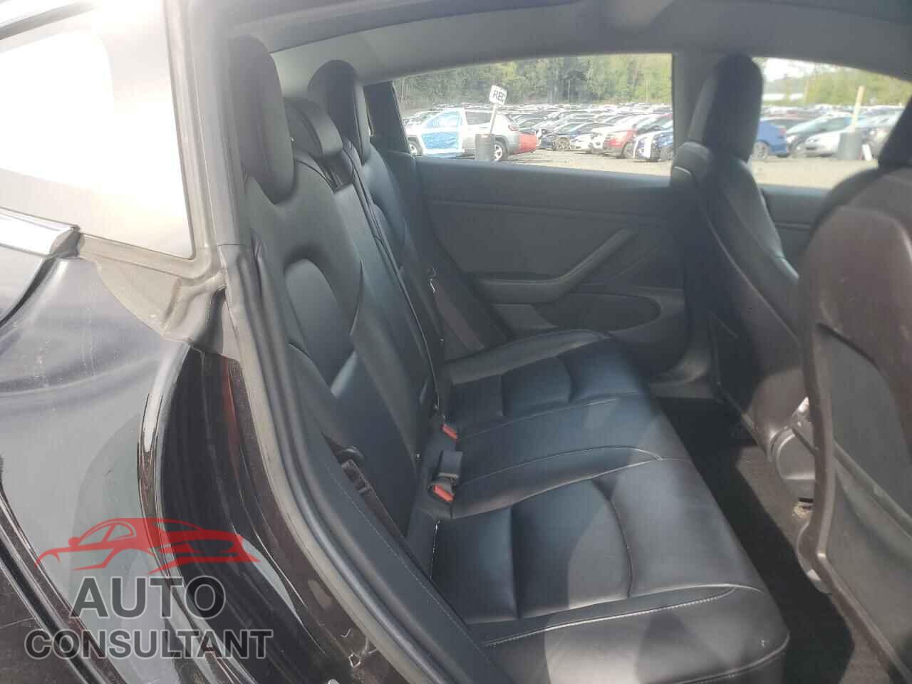 TESLA MODEL 3 2018 - 5YJ3E1EA5JF053592