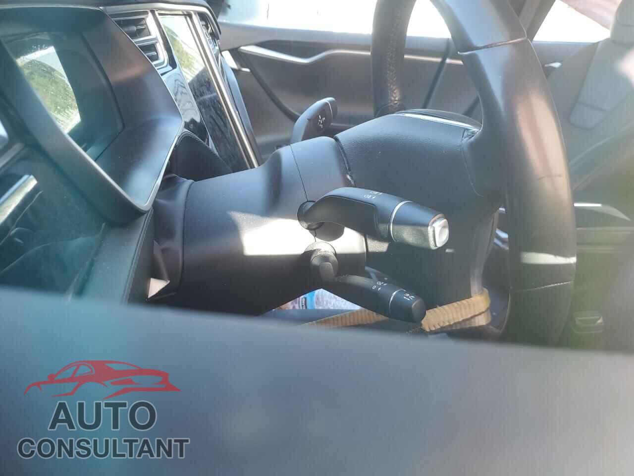 TESLA MODEL S 2017 - 5YJSA1E19HF201163