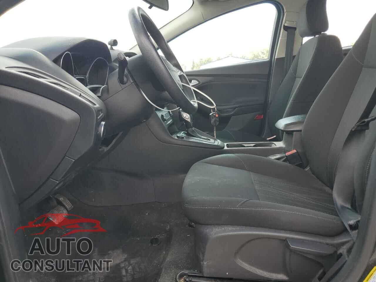 FORD FOCUS 2015 - 1FADP3F22FL353425