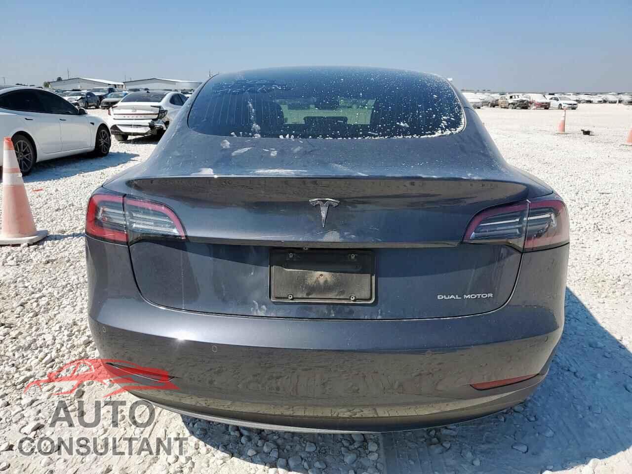TESLA MODEL 3 2019 - 5YJ3E1EB6KF386264