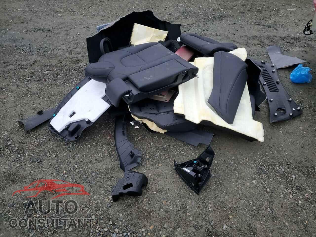 TESLA MODEL 3 2018 - 5YJ3E1EB1JF088123