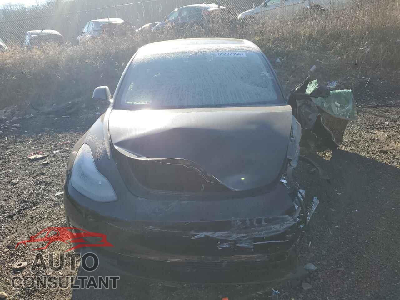 TESLA MODEL 3 2023 - 5YJ3E1EC7PF383261