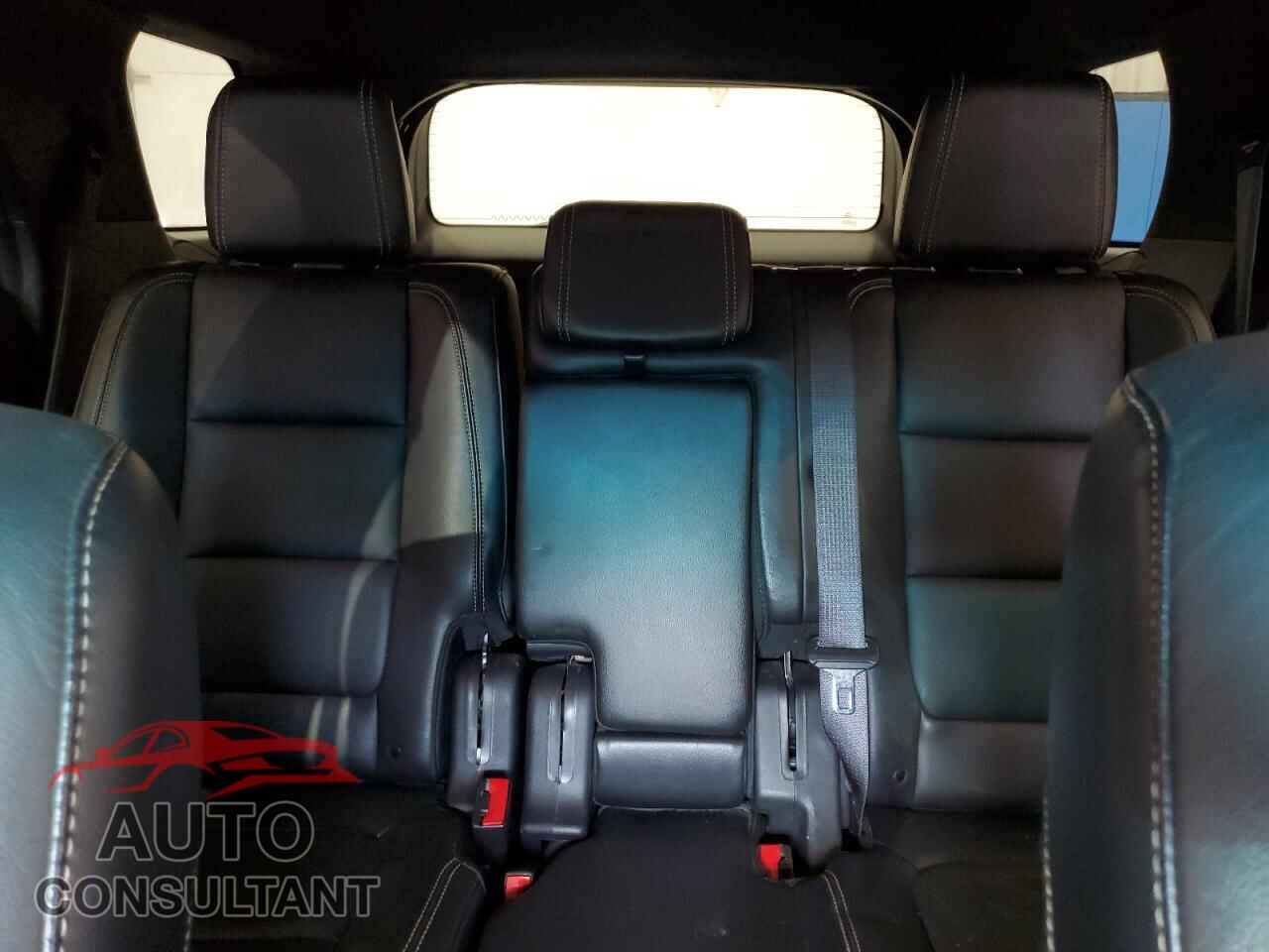 FORD EXPLORER 2015 - 1FM5K8GT3FGA05882