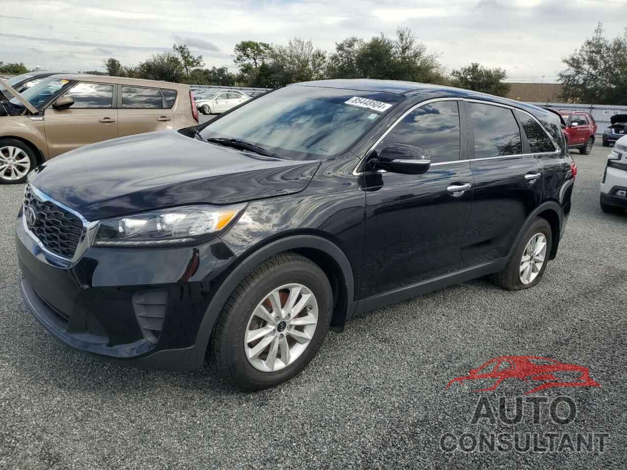 KIA SORENTO 2019 - 5XYPG4A38KG552983