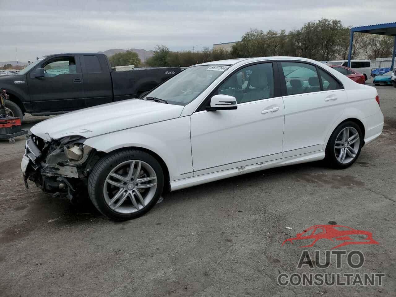 MERCEDES-BENZ C-CLASS 2014 - WDDGF4HB8ER303868