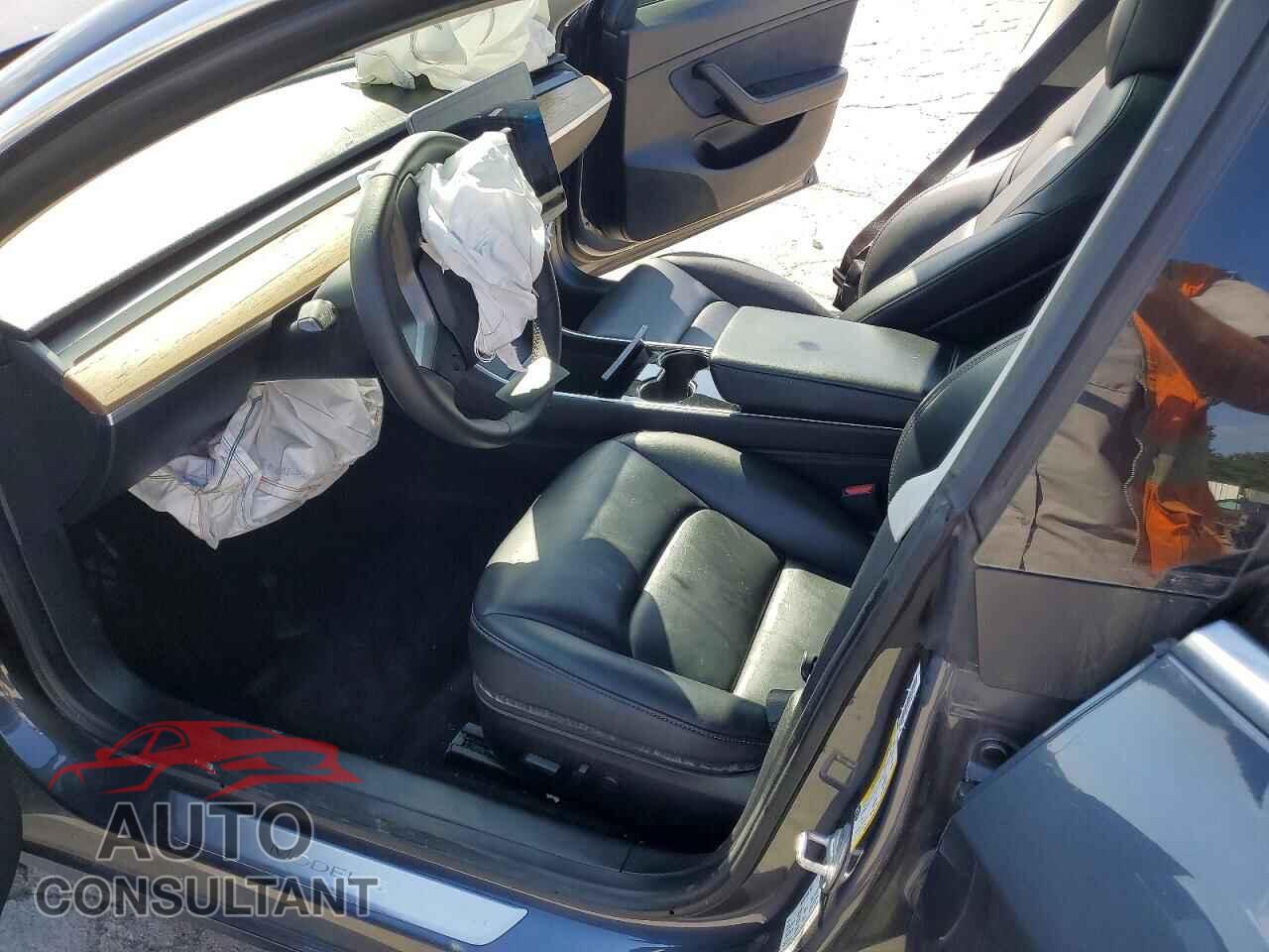 TESLA MODEL 3 2020 - 5YJ3E1EB5LF638037