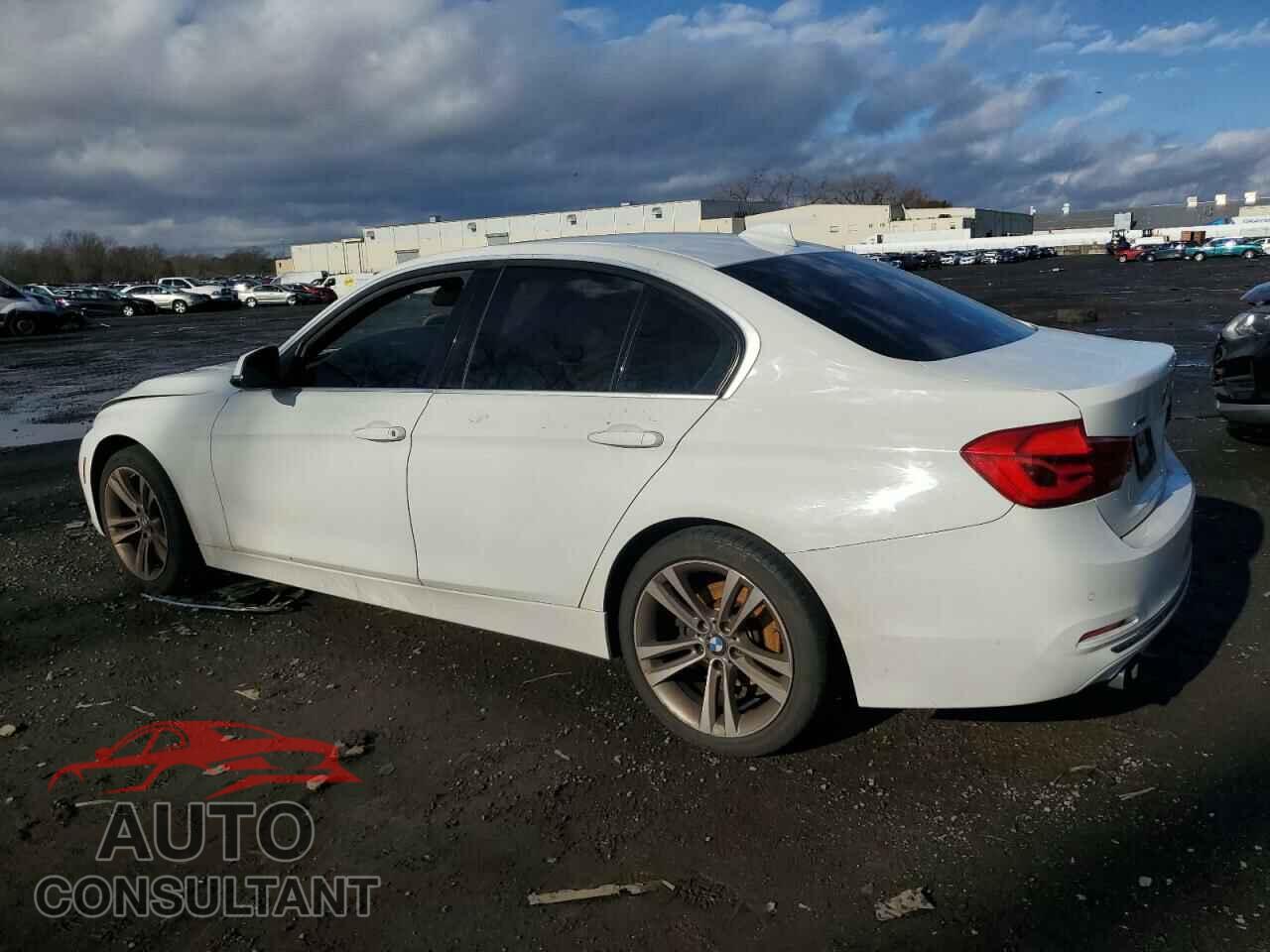BMW 3 SERIES 2017 - WBA8D9C52HK678085