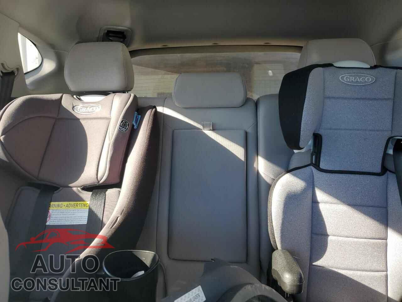 HYUNDAI TUCSON 2020 - KM8J2CA48LU242576