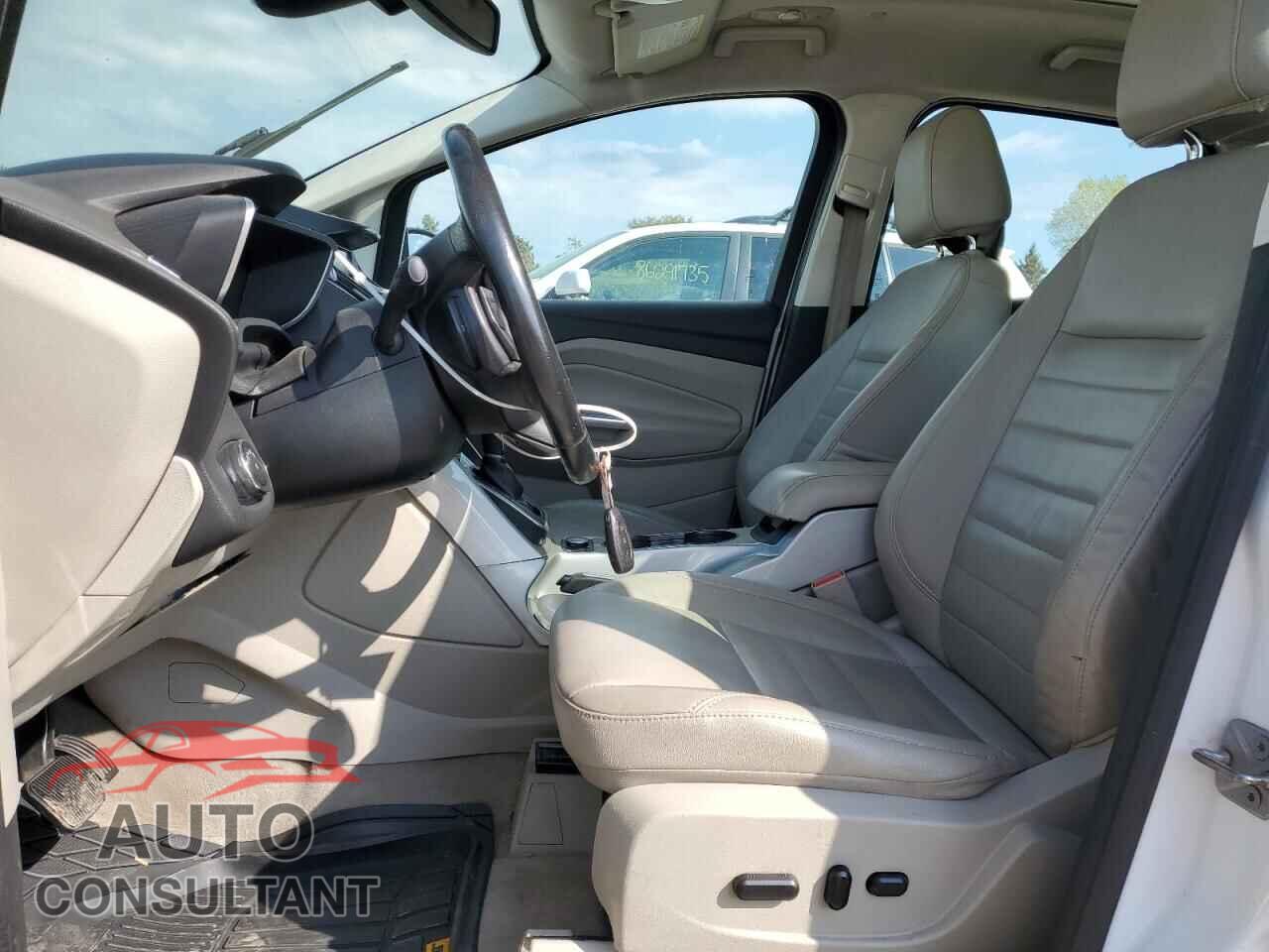 FORD CMAX 2013 - 1FADP5BU5DL552243