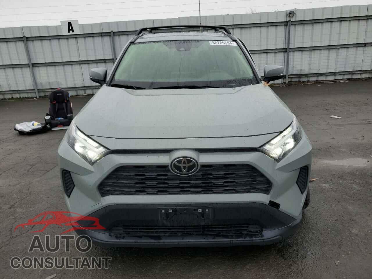 TOYOTA RAV4 2023 - JTMP1RFV5PD097654