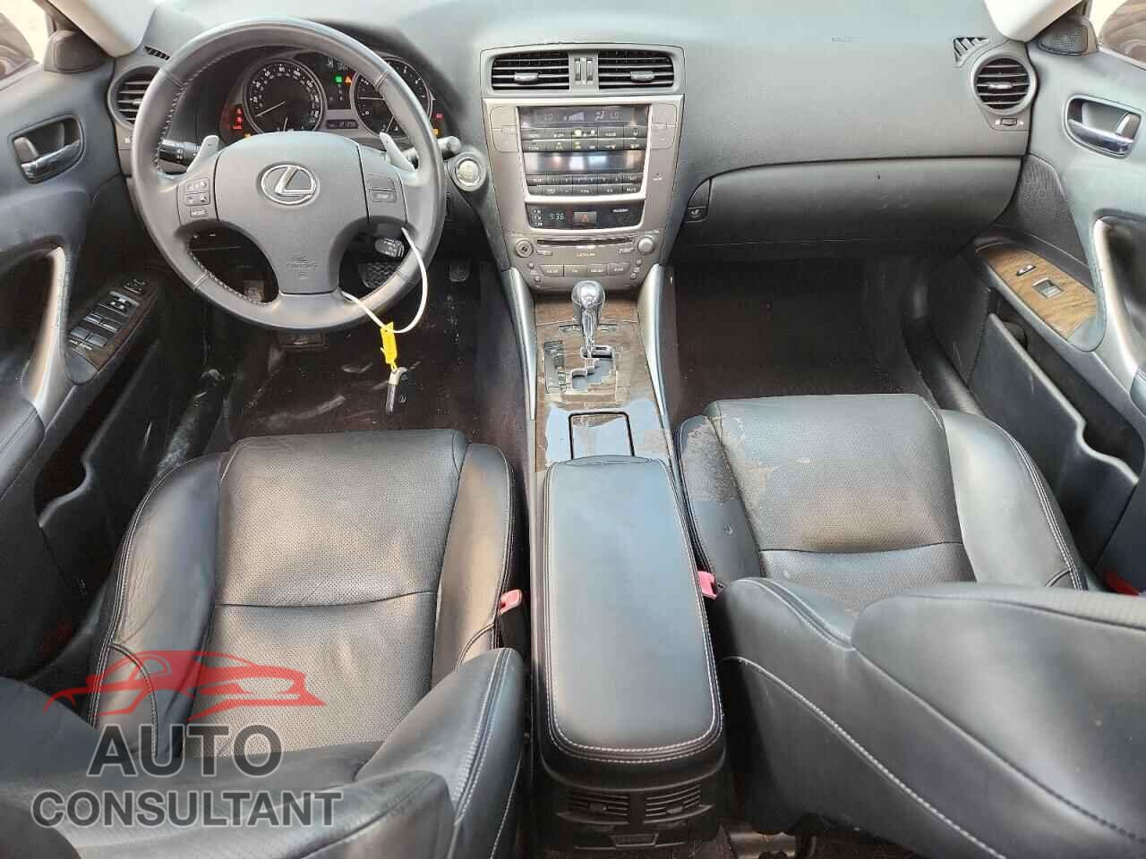 LEXUS IS 2009 - JTHBK262195095576