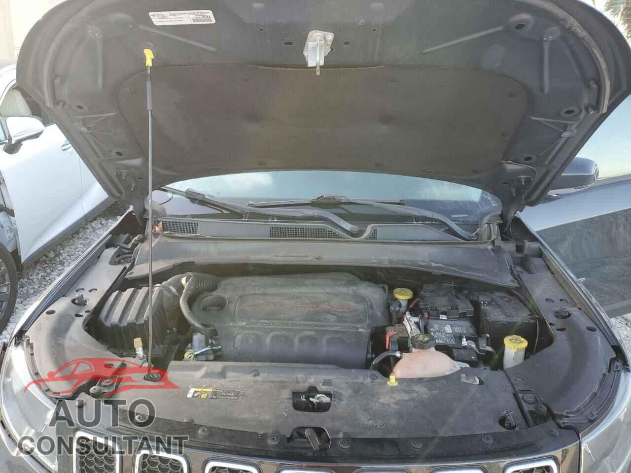 JEEP COMPASS 2018 - 3C4NJCCBXJT248231