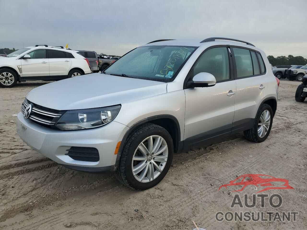 VOLKSWAGEN TIGUAN 2015 - WVGAV7AX9FW597239